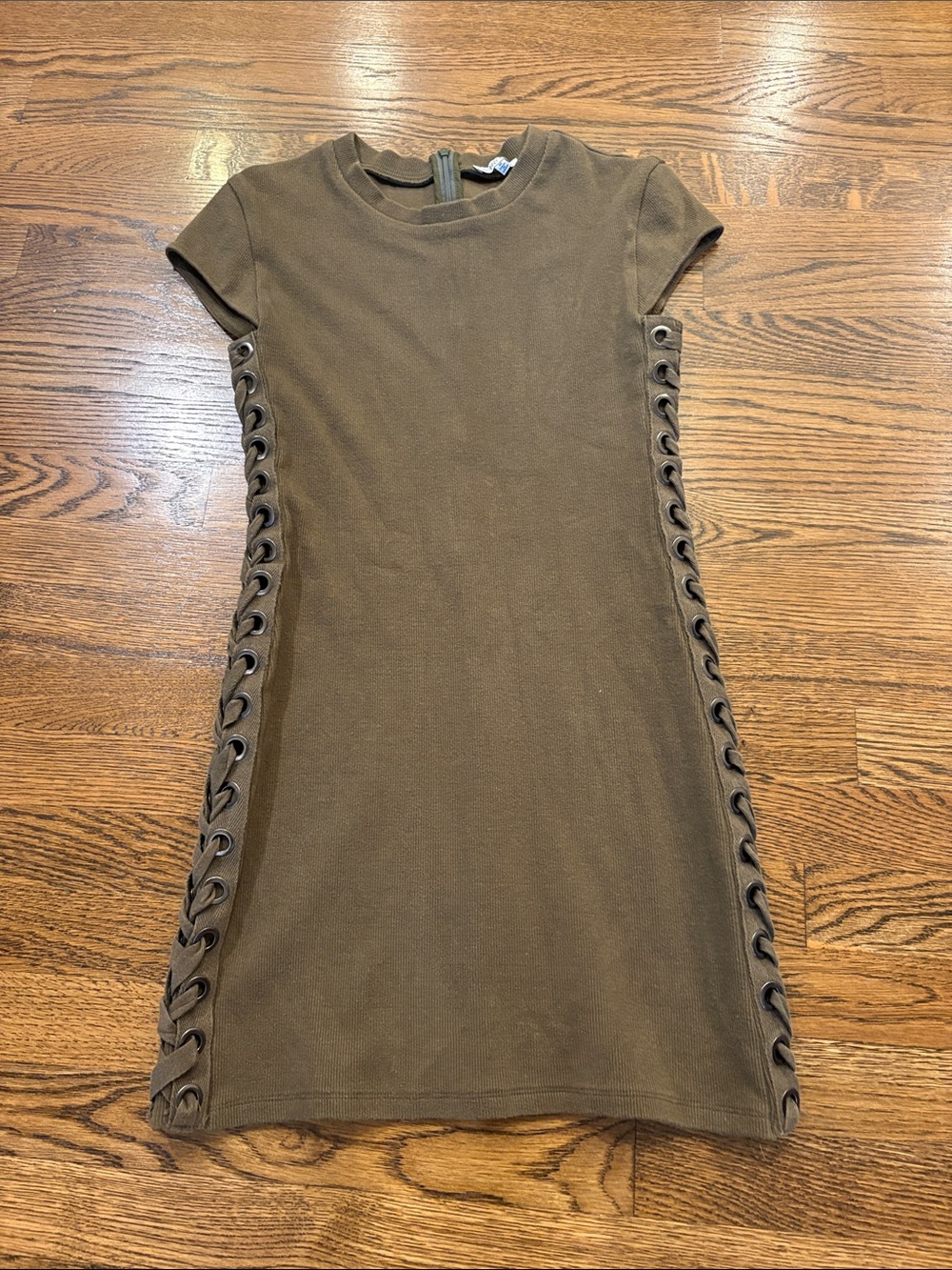 Ronny Kobo Women's Olive Brown Lace-Up Side Dress, cap sleeve, M, ribbed